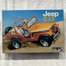 MPC 1/25 Jeep CJ5 Renegade Plastic Model Kit READ