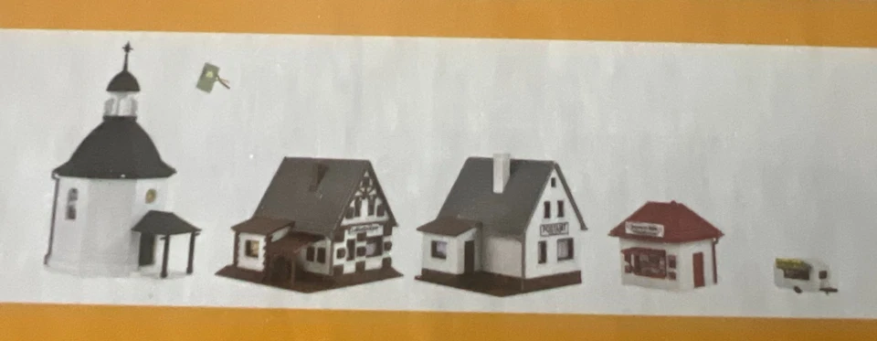 Vollmer 47613 N 1:160 Kit de Pueblo de Navidad con Iluminación LED Foto 4 de 4