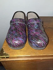 Dansko LT Women's Slip-On Clogs Multicolor Size 39/8 US