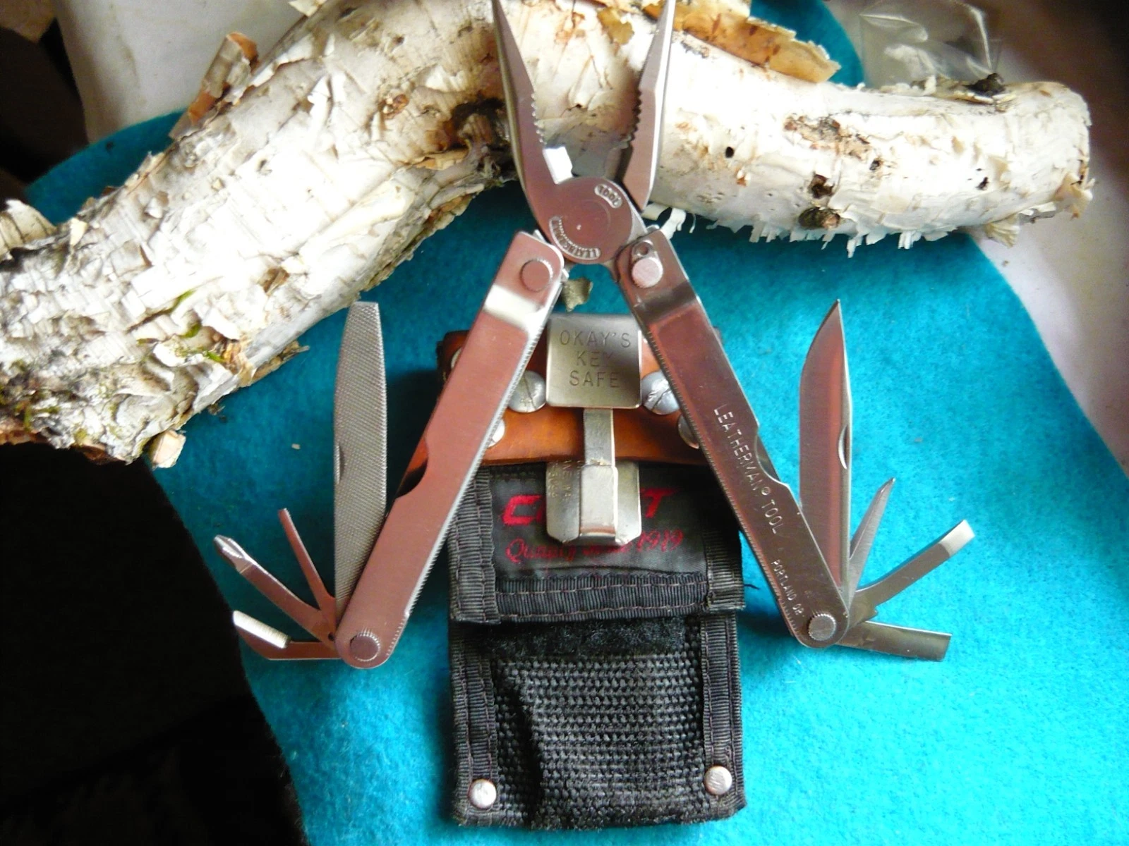 *** Original Leatherman knife Multi Tool Portland OR nylon sheath USA***0803