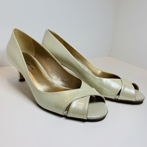 antonio melani peep toe pumps