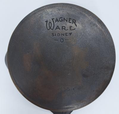 Wagner Ware Sidney -O- 1058I No.8 Skillet with Heat Ring (c3