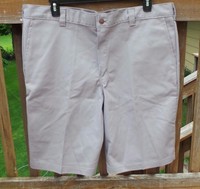 Dickies Men's Shorts Rn 20697 11 Inch Inseam Sz 40 - Cell Phone Pocket Dickies Men's Shorts Rn 20697 11 Inch Inseam Sz 40 - Cell Phone Pocket