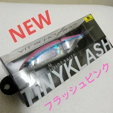 DRT Tiny Crash Big Blade Baitfish Pink Float Black Bass