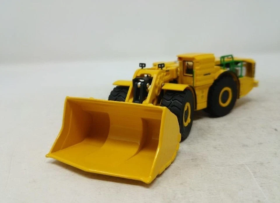 Camión de volteo híbrido diecast oficial Komatsu WX22H exclusivo en miniatura Foto 2 de 4