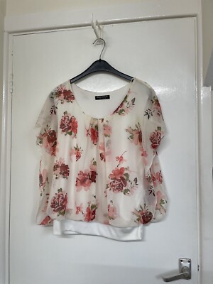 Select Short Sleeved Floral Blouse/ Roses/ Size 12