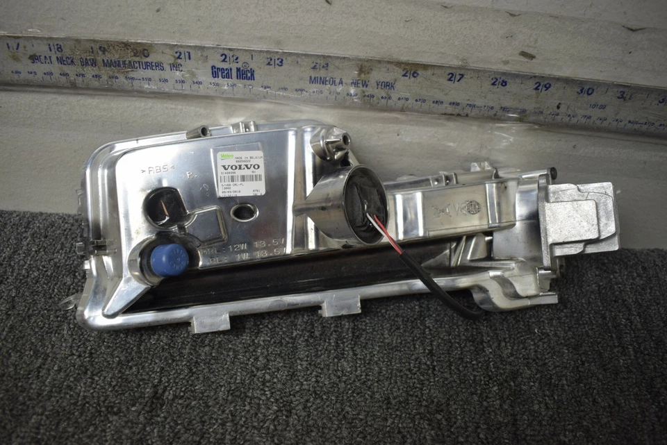 Volvo C70 2005 luz de circulación diurna OEM de fábrica Foto 4 de 4