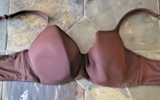 42D Cacique Full Coverage Underwire Bra with Comfort Straps