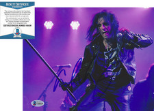 SINGER ALICE COOPER SIGNED 8x10 PHOTO SHOCK ROCK LEGEND 2 PROOF BECKETT COA BAS
