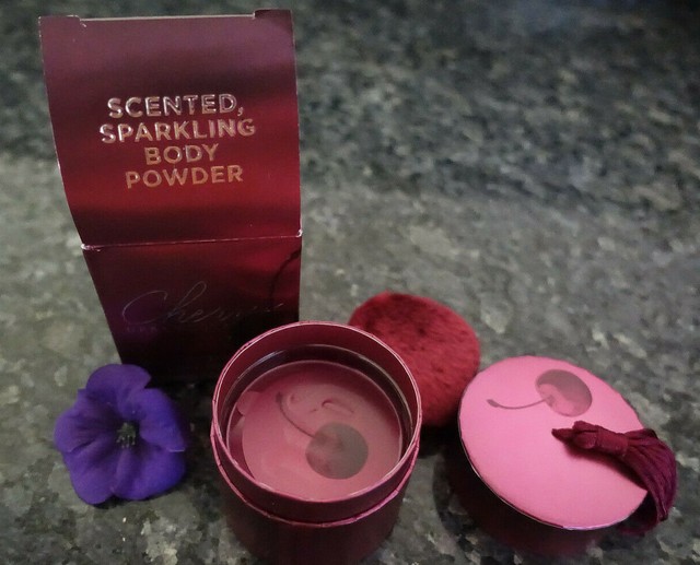 Urban Decay Scented Sparkling Body Powder Cherry Full Size 8g 100
