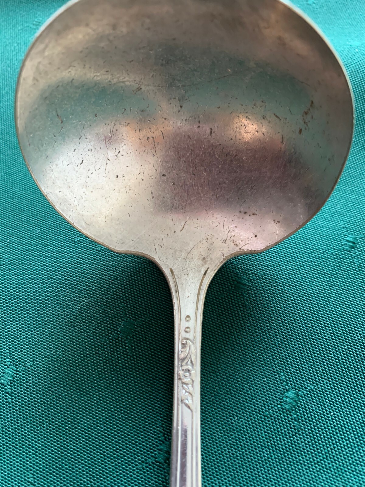Vintage Gravy Ladle Tudor Plate Oneida Community Queen Bess II 1946