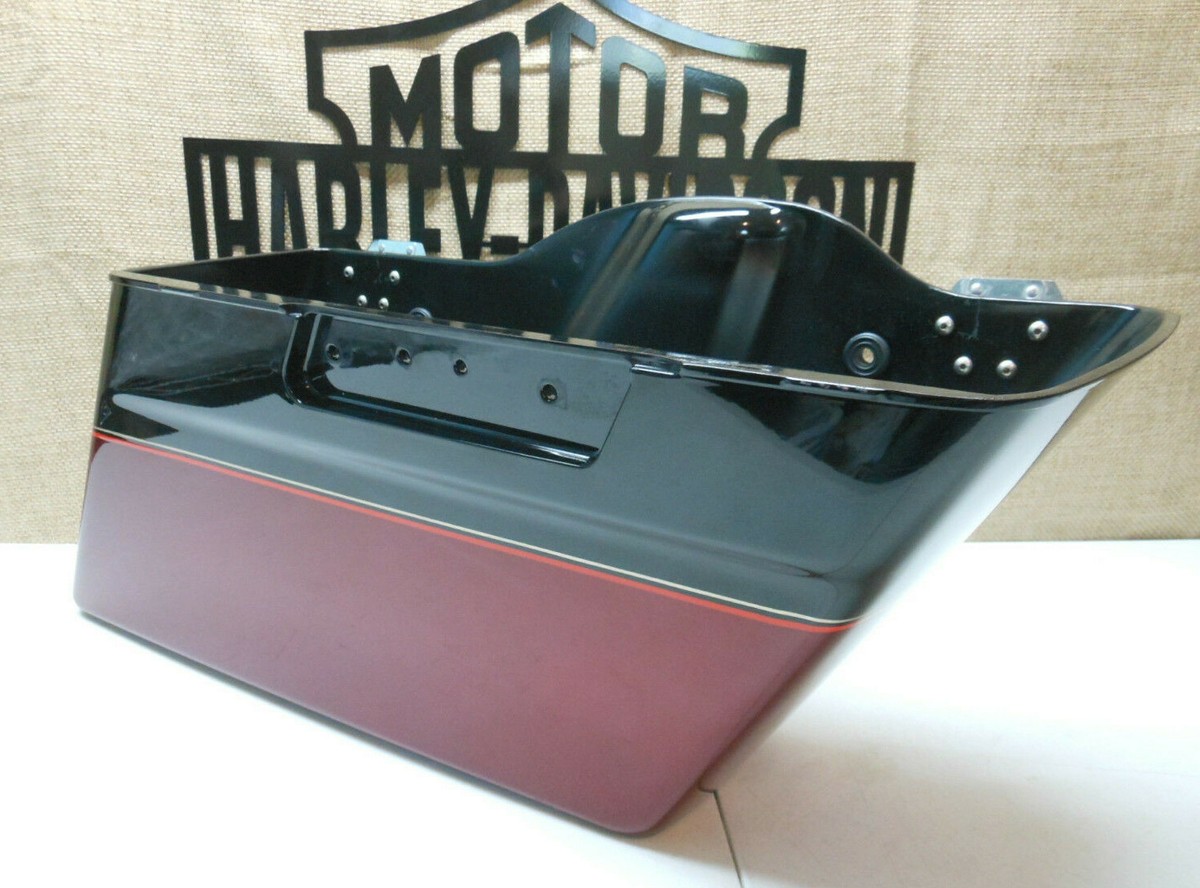 HARLEY '05 ULTRA CLASSIC ELECTRA GLIDE RH SADDLEBAG LAVA RED