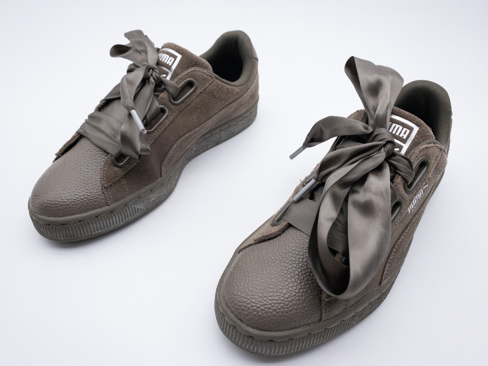Zapatillas PUMA Suede Heart Bubble Para Dama Verde Talla 39 EU Art. 10822-70