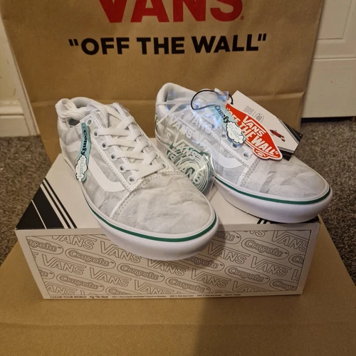 Scarpe da ginnastica Vans X Crayola Comfycush Oldol Skool nuo contola