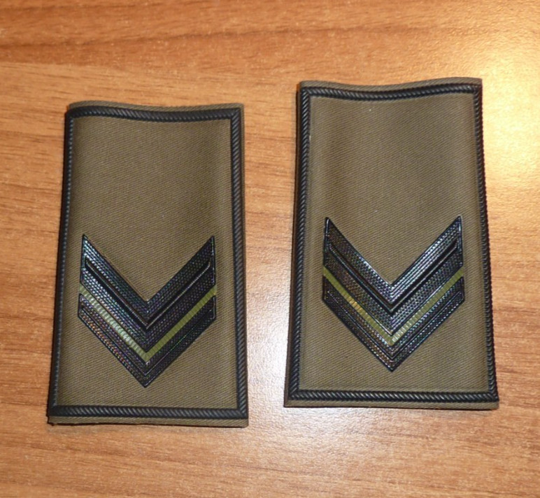 GRADI TUBOLARI in plastica da CAPORALE - ESERCITO ITALIANO - per camicia estiva