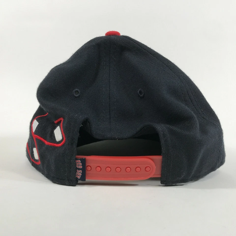 Boston Red Sox Snapback Hat Red Navy Blue Large Spellout Logo Socks Outline - Image 3 of 4