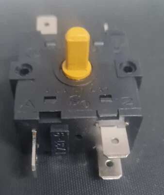 G3 FERRARI COMMUTATORE FORNO FORNETTO G3FERRARI G10152/G10154 4 POSIZIONI