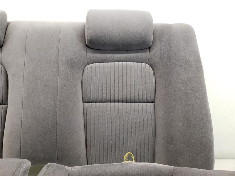 TOYOTA　SOARER 折り畳み椅子 92-94 Toyota Soarer Rear Upper And Lower Seat (Gray Cloth) OEM
