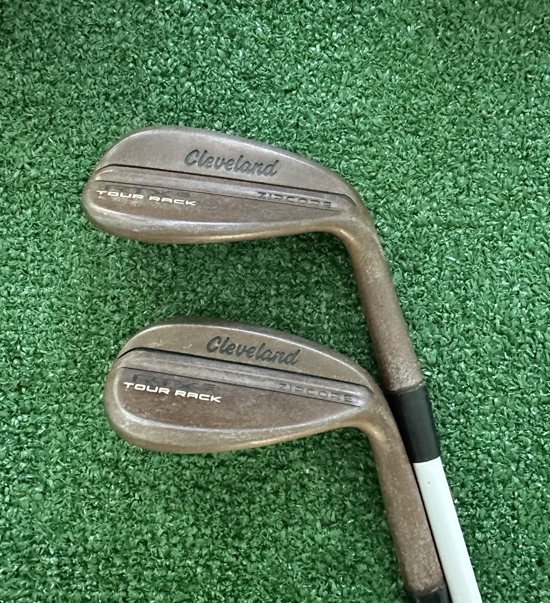 Cleveland RTX 6Tour rack ノーメッキ　2本セット RTX 6 ZipCore Tour Rack (Raw) Wedge | Dunlop Sports US