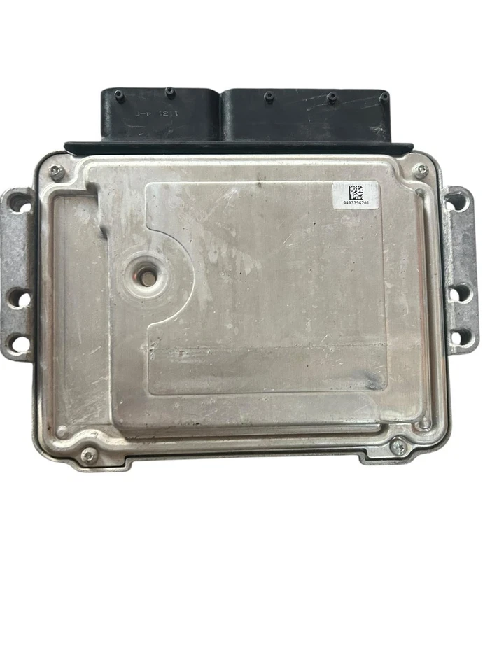 Centralina motore kia sportage 1700 crdi 2010/2016 0281017695 - Immagine 2 di 4