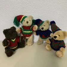 Lot of 4 Vintage Hugfun Christmas Poseable Holiday Jointed Teddy Bear Plush 2000