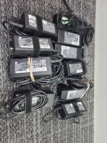 10 x Job Set gebraucht HP Schwarz Runde Spitze Laptop Ladegeräte 19 V Mix Amp Box 60