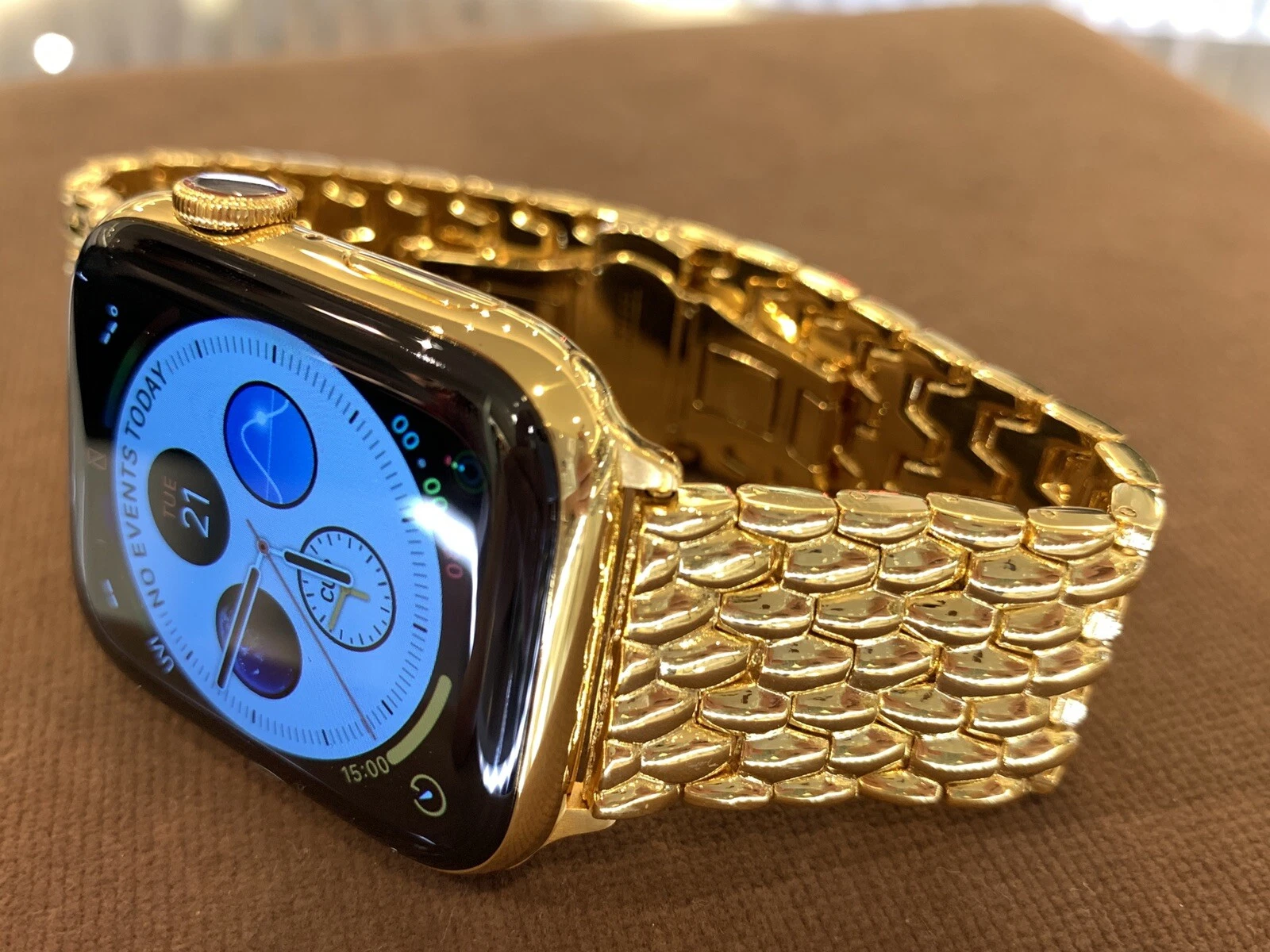 Custom 44mm Apple Watch Series 5 Stainless Steel 24K Gold Plated GPS+LTE