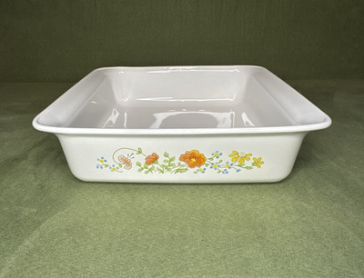 CorningWare P-322 Wildflower 8x8 Casserole Dish No Lid. Small chip