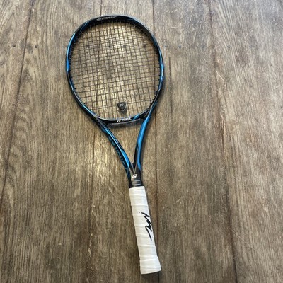 Nick Kyrgios signierter Yonex Ezone DR98 Schläger