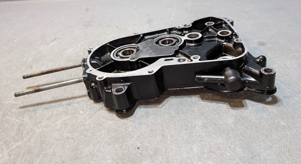 Carcasa de motor de media manivela derecha Suzuki JR50 Foto 4 de 4