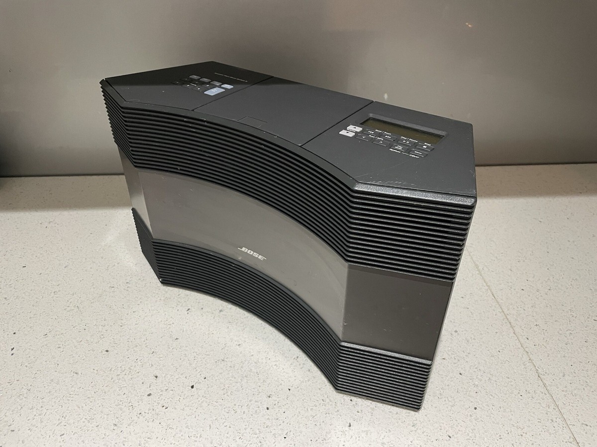 BOSE ACOUSTIC WAVE MUSIC System ii, CD, RADIO AM FM + Remote