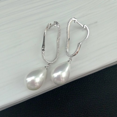 13x18mm Teardrop White Sea Shell Pearl CZ Pave stud Earrings - Picture 17 of 19