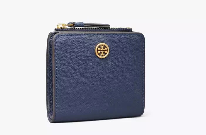 Tory burch robinson wallet clearance sale