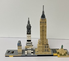 LEGO New York City LEGO Architecture (21028) Incomplete/READ