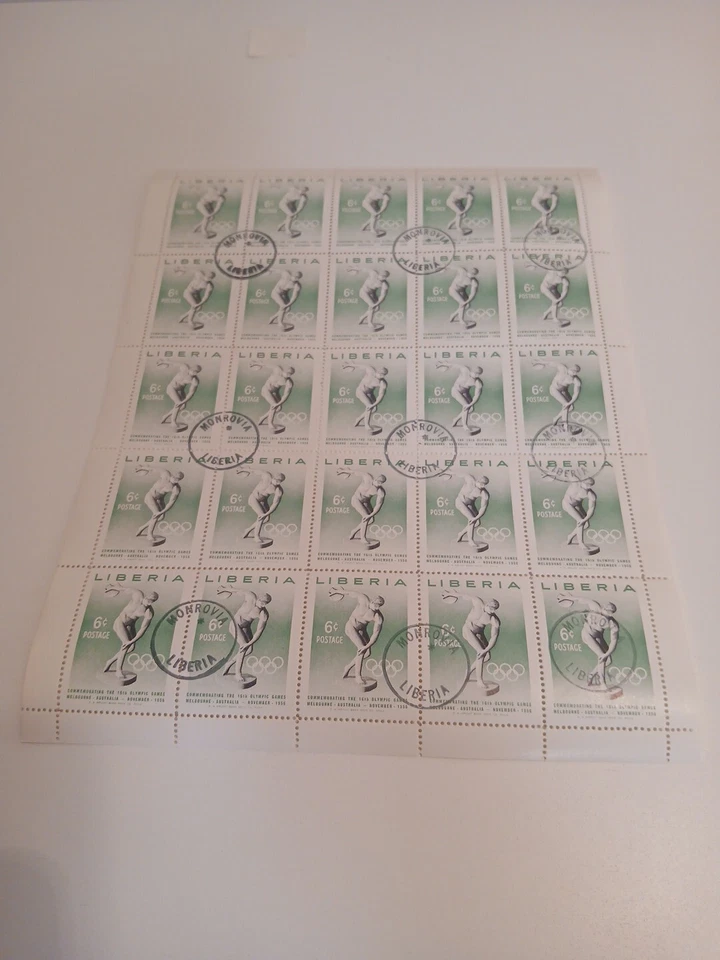 12 hojas completas de sellos de Liberia OLIMPIADAS cuenta total equivale a 300 estampillas Foto 2 de 4