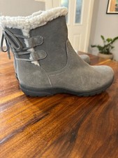 G.H. Bass  Co. Boots Women's 6.5 "Shannon" Gray Suede  Faux Fur Lined