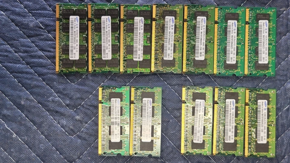 Lot of 50 DDR2 Laptop RAM Memory, Samsung, Crucial, 2gb, 1gb, 512mb, 6400, 5300 - Image 3 of 4