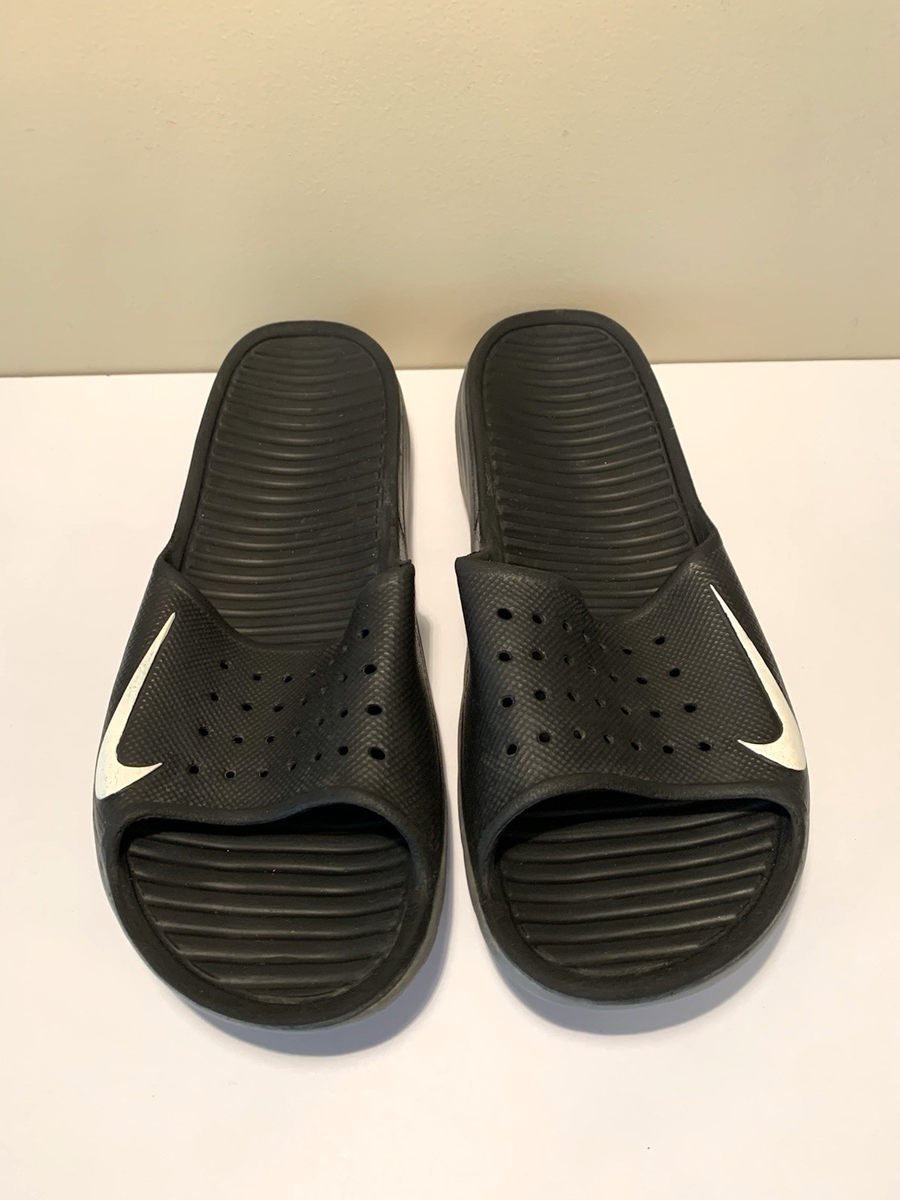 Nike Benassi Solarsoft Men's Size 12 Slides Sandals Black Rare