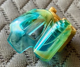 LEGO Bionicle Mask of Ice Marbled Gold Trans Light  Blue Skull Warrior 19064pb01