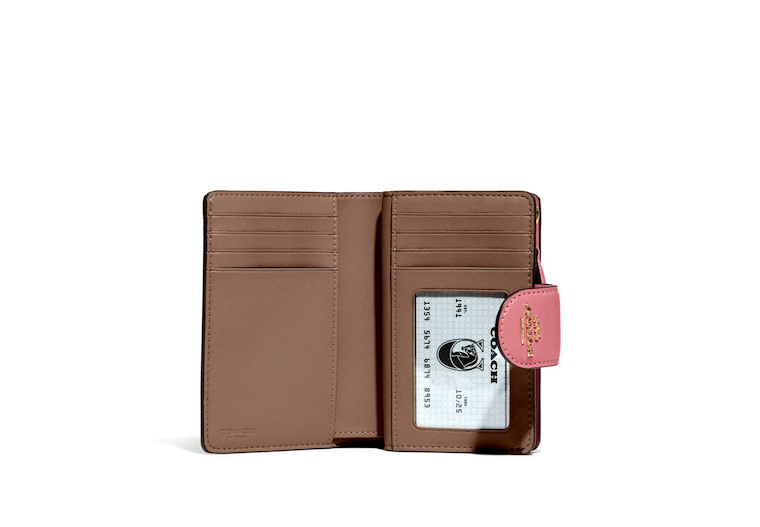 COACH Medium Corner Zip Wallet w/Heart Petal Print Chalk (C7652