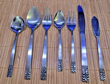 (6) FIVE PIECE PLACE SETTINGS+ JH CARLYLE CAMEO PATTERN STAINLESS FLATWARE