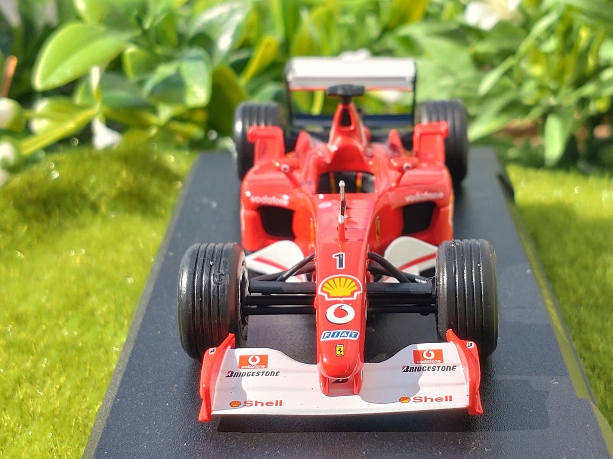 F1 2002 / Ferrari / F2002 / No.1 M.Schumacher / 1/43 Diecast Car