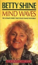 Mind Waves: The Ultimate Energy That Could Change the World - Paperback - GOOD