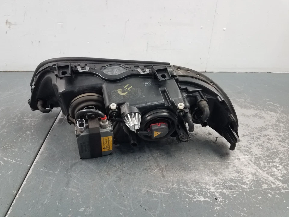 BMW M5 E39 2001 luz principal pasajero derecho #9006 H3 Foto 3 de 4