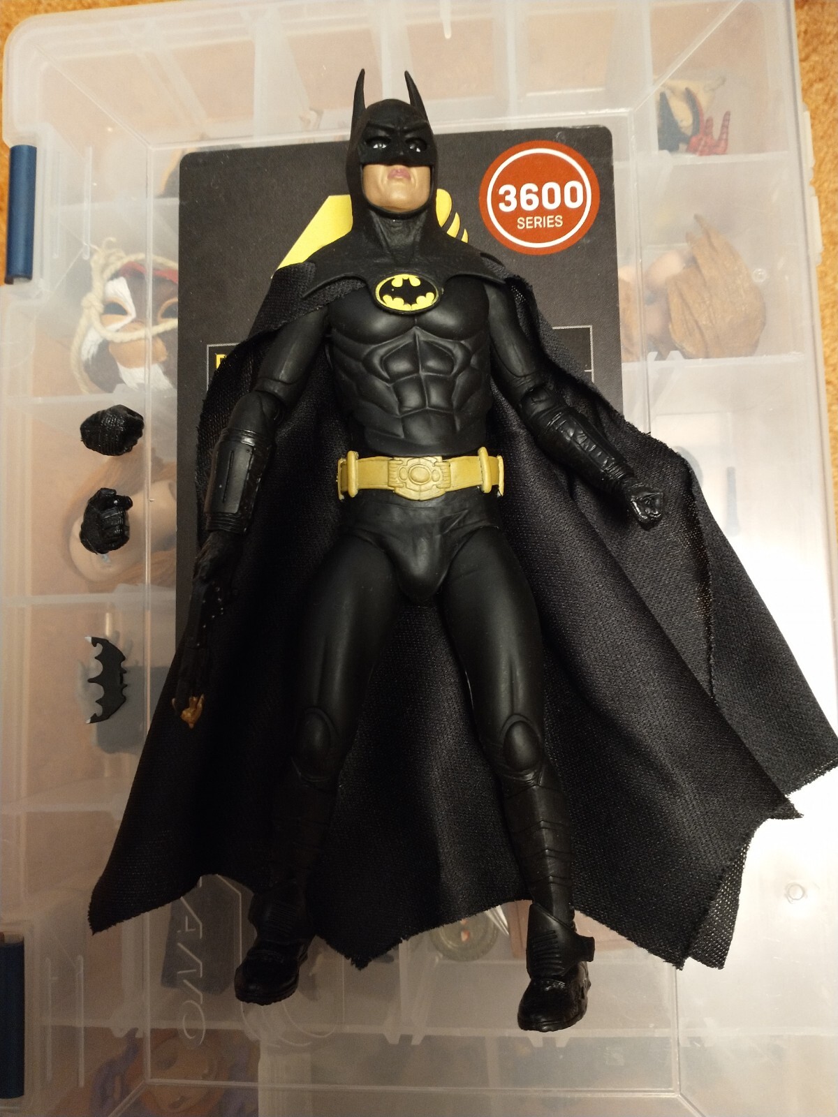 NECA Batman 1989 MICHAEL KEATON 7" Toys-R-Us 25th Anniversary Figure 