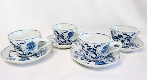 MINT Blue Danube Blue Onion Set Of 4 SPLIT HANDLE CUPS/SAUCERS Rectangle Mark