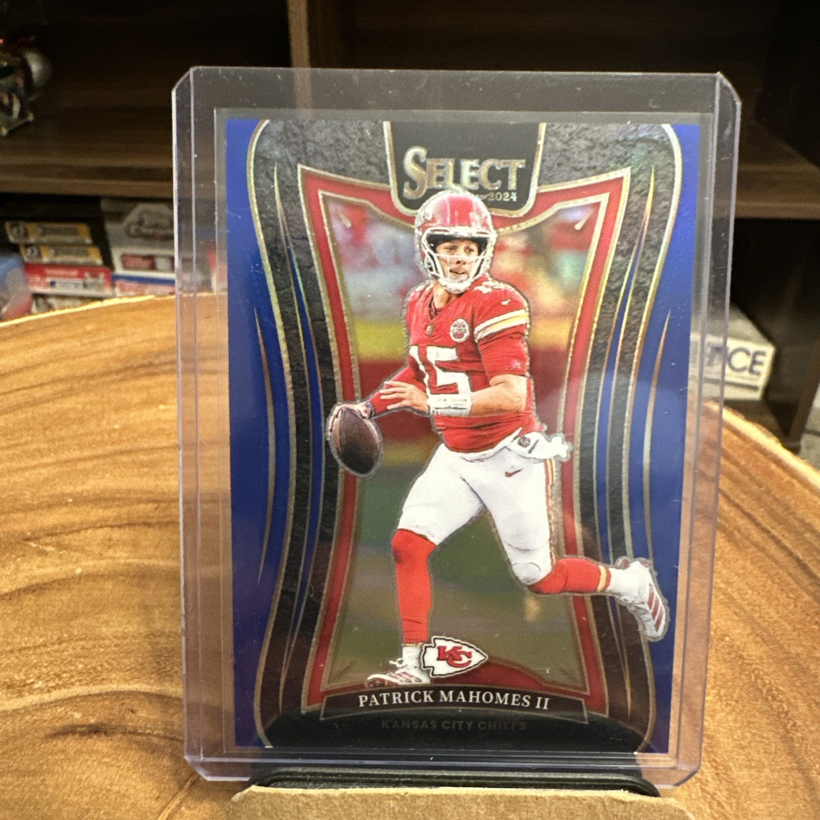 2024 Panini Select - Suite Level Patrick Mahomes II #388 Blue Prizm 98/99