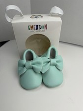 BNIB Emerson Friends Baby Faux Leather Moccasins w/ Bow - Mint - Size 1