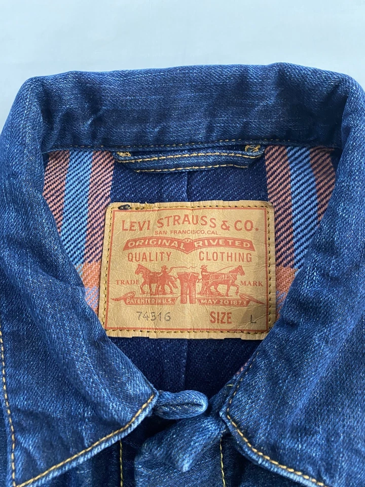 Levi’s Type 2 14oz Rigid Raw Denim Blanket Lined Indigo Jacket | Size L - Image 4 of 4