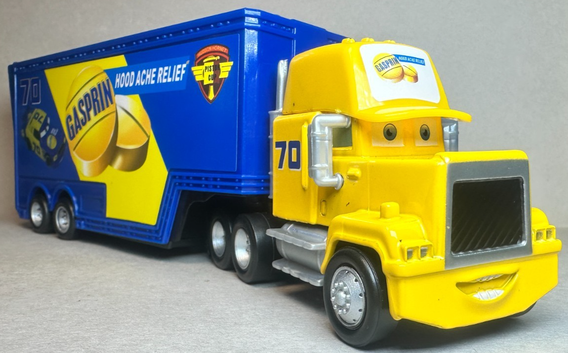 Disney Pixar Cars Gasprin Hauler Semi #70 Piston Cup Diecast Deluxe 1:55 FC